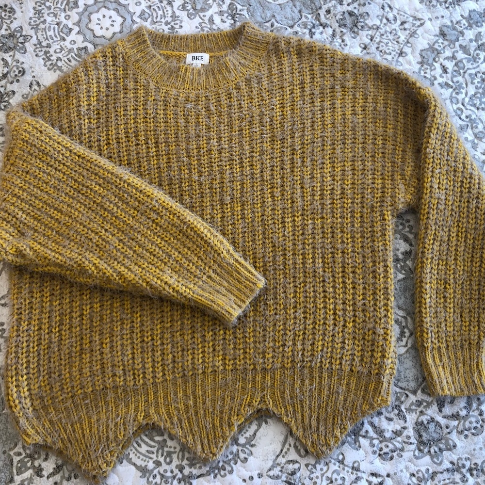 Women’s BKE Sweater